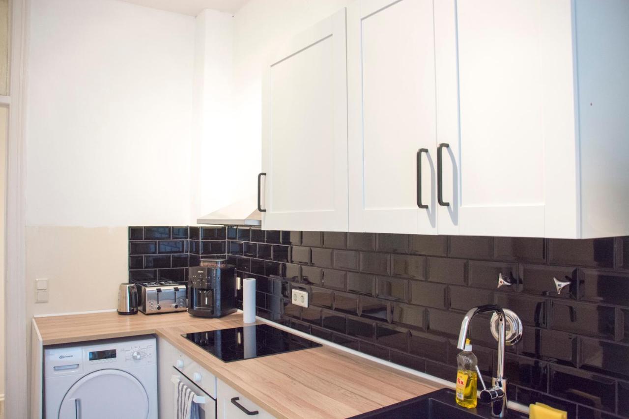 Moabit Family Apartment Berlin Exteriör bild